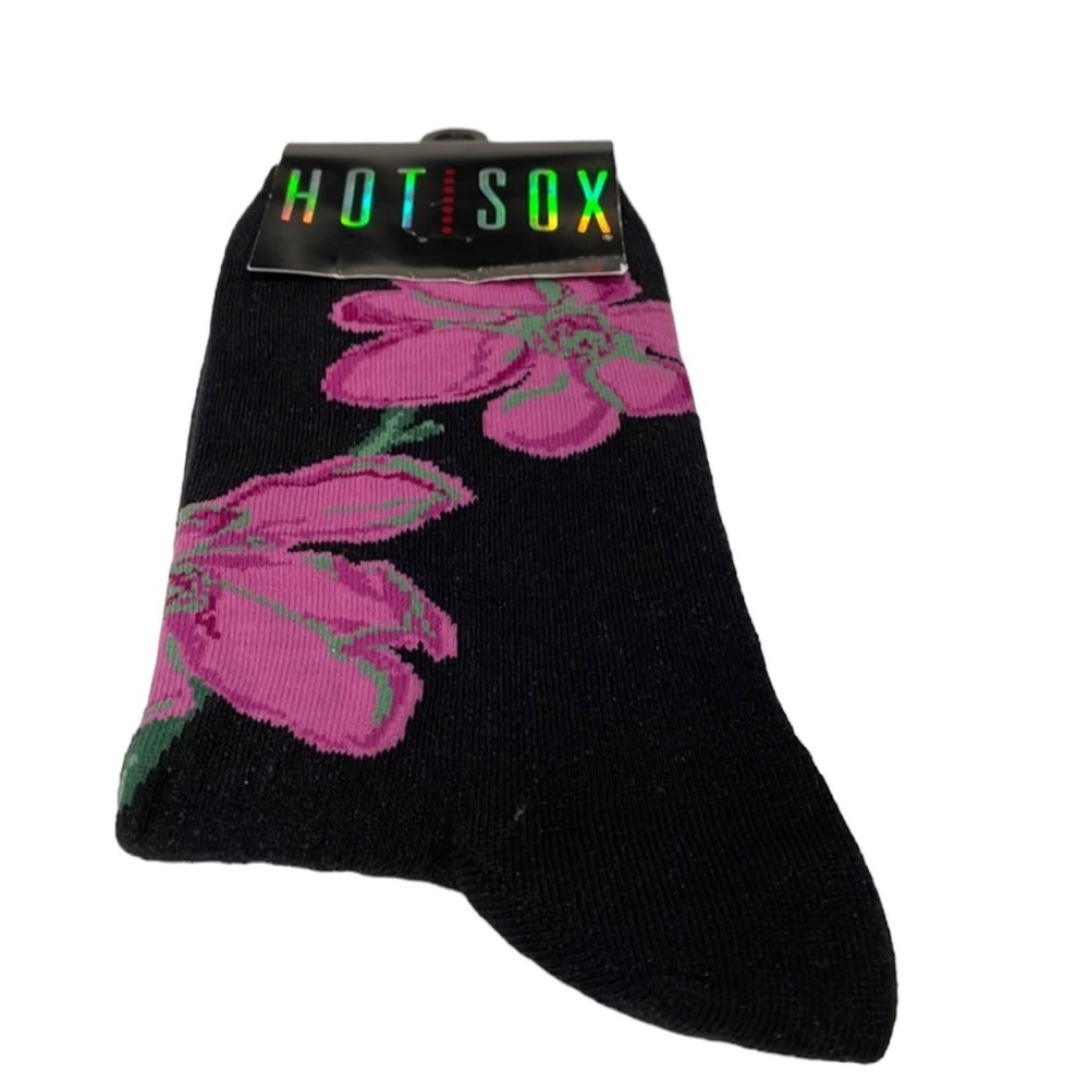 Hot Sox black ankle socks with pink flowers. NWT